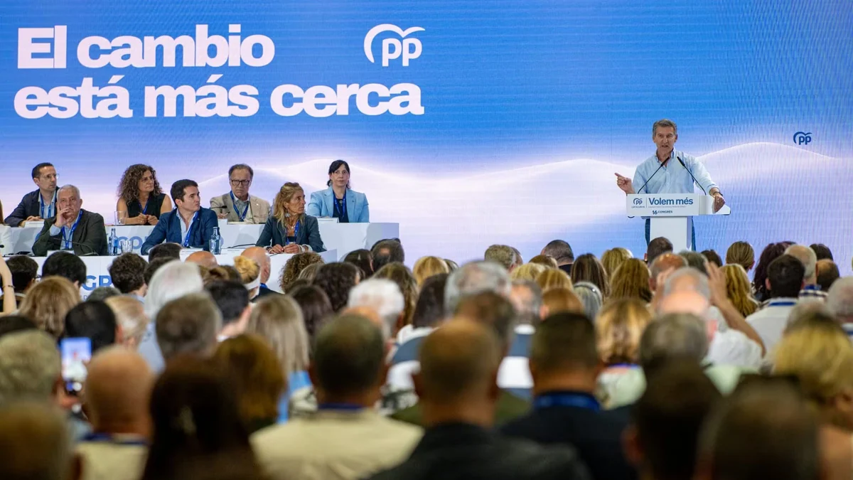 Feijóo apela en Barcelona a dejar atrás el ‘procés’: “Como la mayoría de los catalanes, nosotros también queremos pasar página”