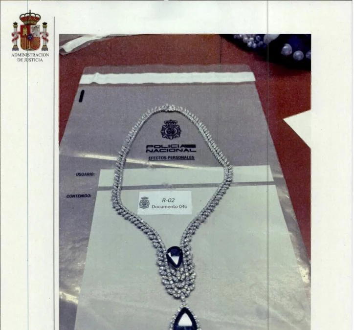 Ansorena concluye que la joya más valiosa de Zapatero es un collar "cuajado de diamantes" con "esmeraldas de Zambia": tasada en 278.000 euros