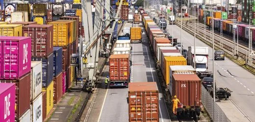 Export: Deutschland führte 2025 wieder mehr Waren aus