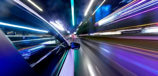 Elektroauto-Beschleunigung: Wenn die Familienkutsche wie ein Ferrari losrast
