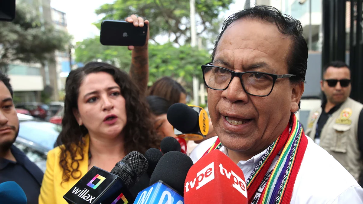 Roberto Sánchez se reunió con diputados y senadores de Juntos por el Perú y piden al JNE “verdad y transparencia”