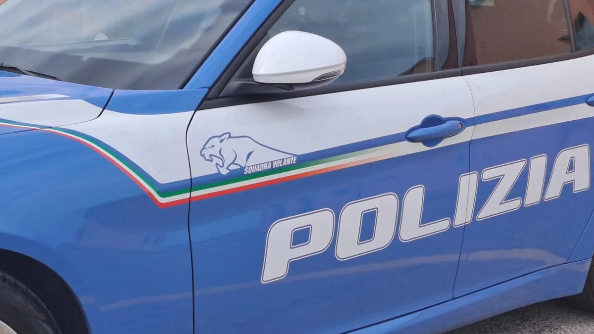 Maxi blitz contro le baby gang, trovati mille profili social inneggianti violenza. Oltre 500 arresti