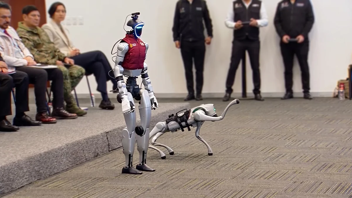 Edomex atenderá inseguridad con robots: Ceci y cachorro K7 se suman como asistentes del C5 en la entidad