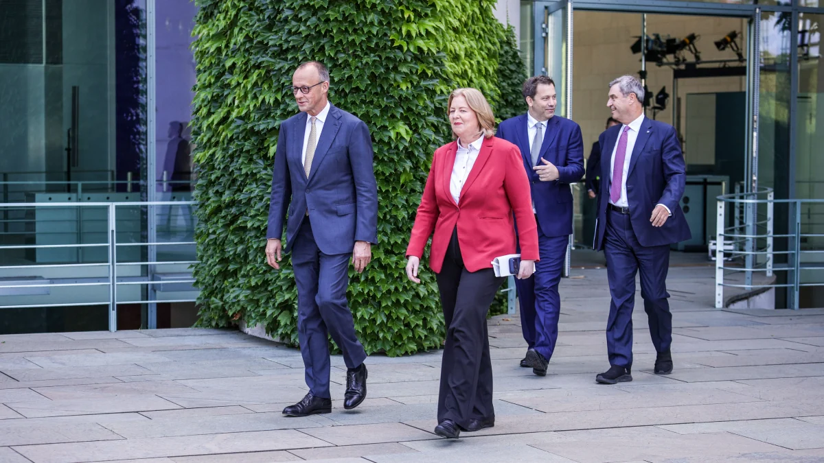 Schwarz-Rot: Kann das Reformpaket die Demokratie stärken?