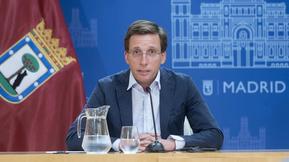 Almeida exigirá cinco años de empadronamiento para acceder a la vivienda pública en Madrid y la prohibirá para los “inquiokupas”