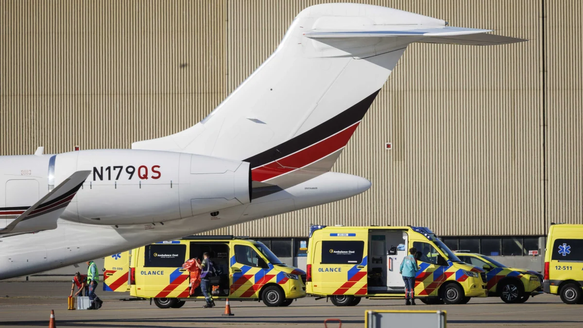 Ausbruch auf Schiff: Drei Hantavirus-Patienten sind in Amsterdam gelandet