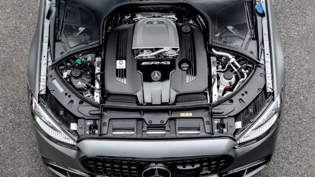 Mercedes-AMG’den Beklenen Hamle: V8 Motorlar Geri Dönüyor!