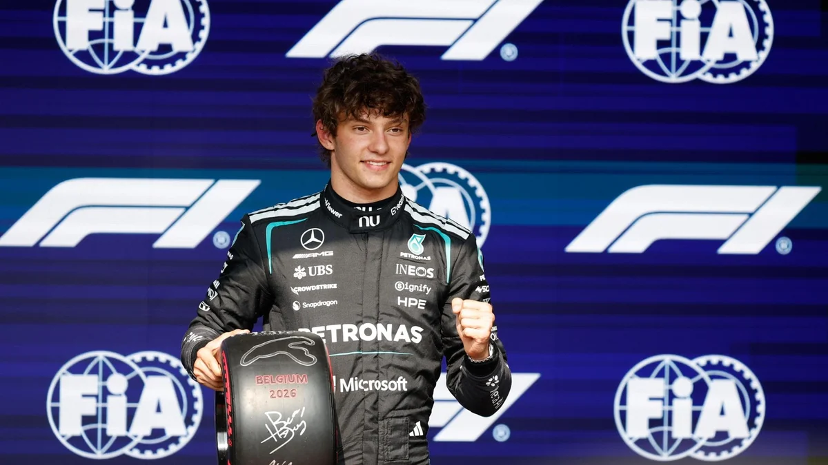 Antonelli, pole da record a Spa. Leclerc ingannato dalla bandiera gialla: “Sono arrabbiato”