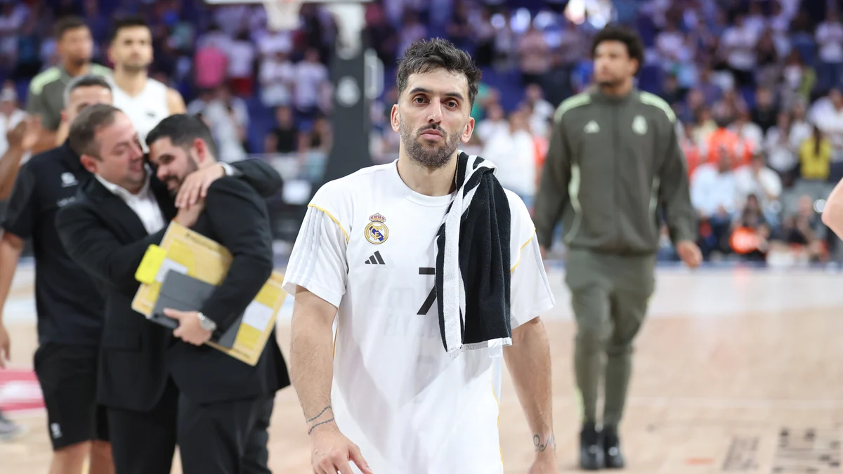 Dos dolorosas finales perdidas, una plaga de lesiones y un descalabro, el balance de la primera (y fallida) temporada de Scariolo en el Madrid: "Pido disculpas"