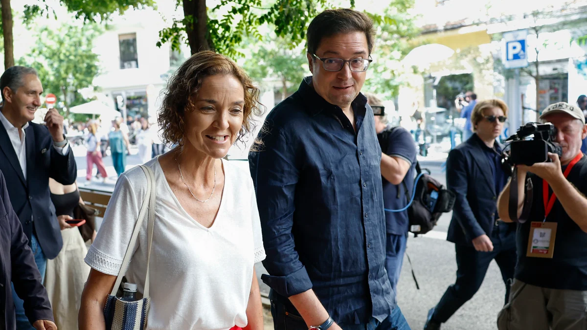 Page pide a Sánchez en Comité Federal "cortafuegos" y "responsabilidades" frente a la corrupción y Óscar López le responde que "el Gobierno se está partiendo la cara"
