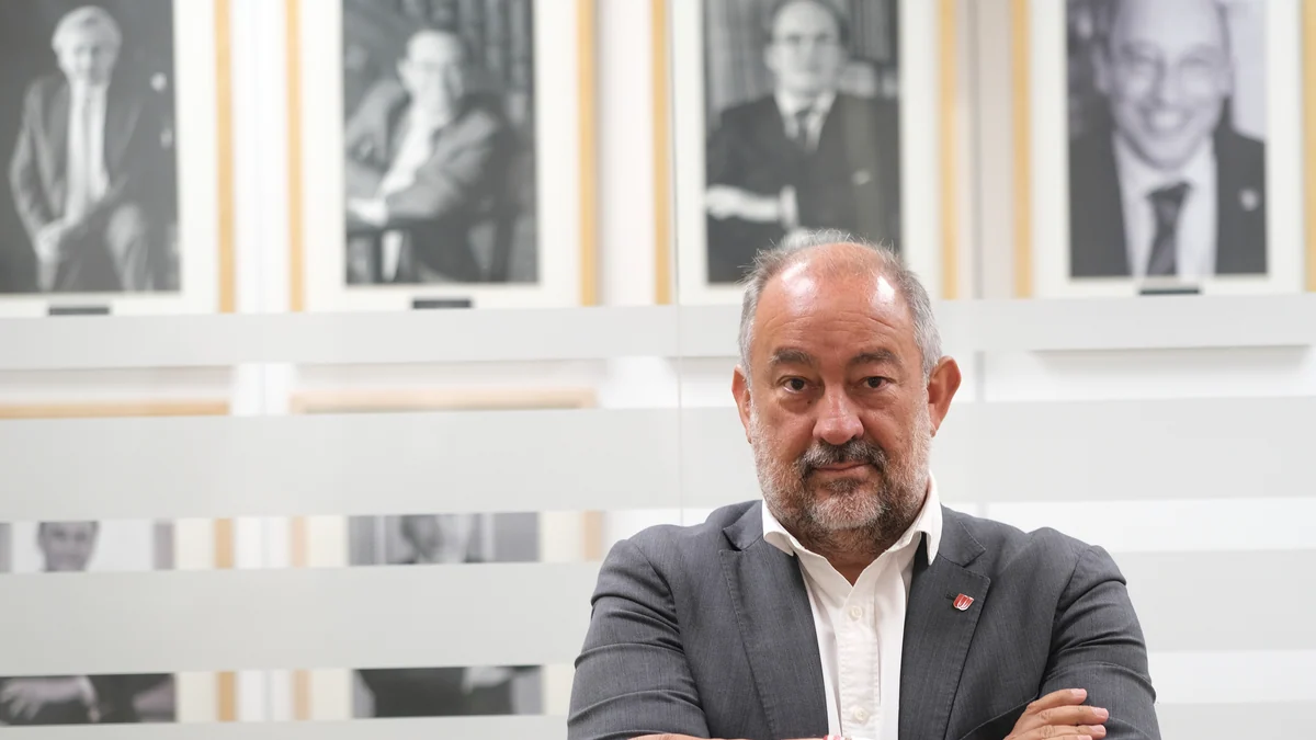 Julián Garde, presidente de los rectores: "Alumnos con nota altísima no entran en lo que piden en la universidad pública porque no podemos ofertar más plazas"