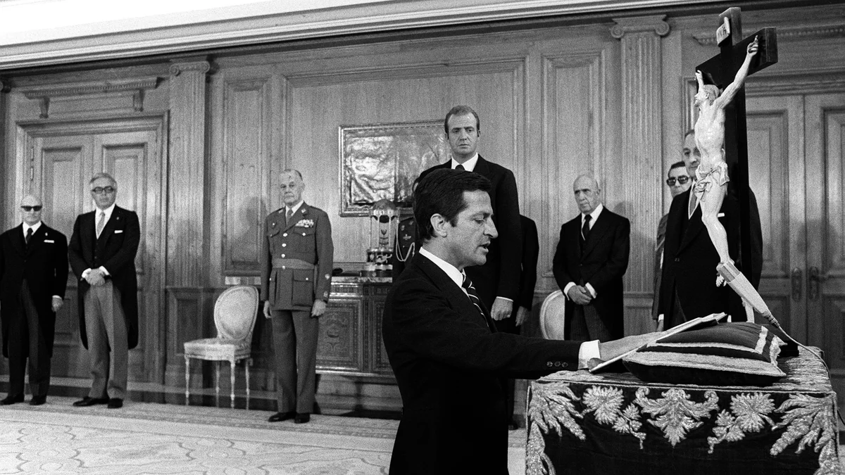 50 años del nombramiento de Adolfo Suárez como presidente del Gobierno: "Ya era hora, Majestad"