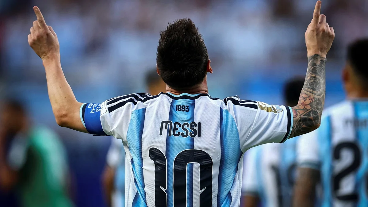 “Messi, el rey del fútbol caminando”: el análisis de dos reconocidos diarios sobre el brillante nivel del capitán argentino en el Mundial
