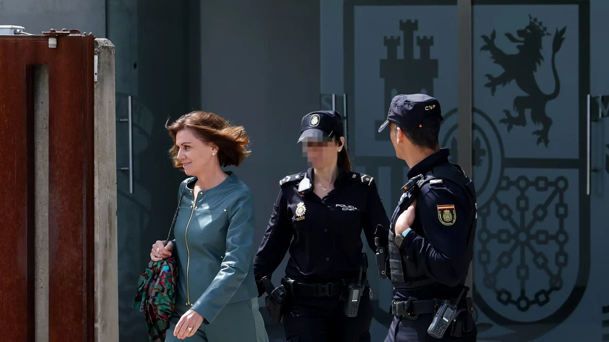 El juez Piña ordena localizar “indicios de criminalidad” en las conversaciones de Cospedal con Villarejo