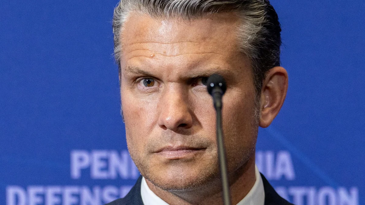 Lealtad, telegenia y testosterona: la extravagante carrera de Hegseth al frente del Pentágono