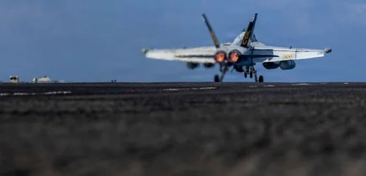 Iran: US-Militär meldet nächste Angriffswelle gegen Iran und nimmt Seeblockade wieder auf
