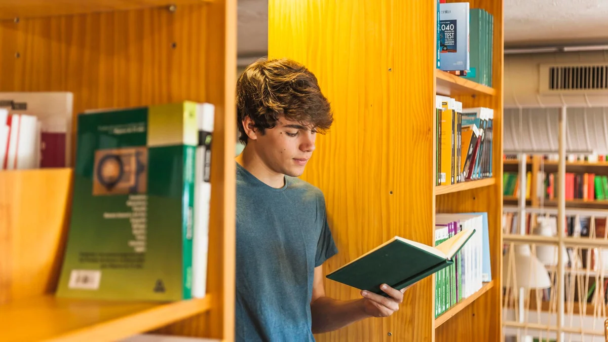 Buchmarkt: Junge Menschen kaufen weniger Bücher