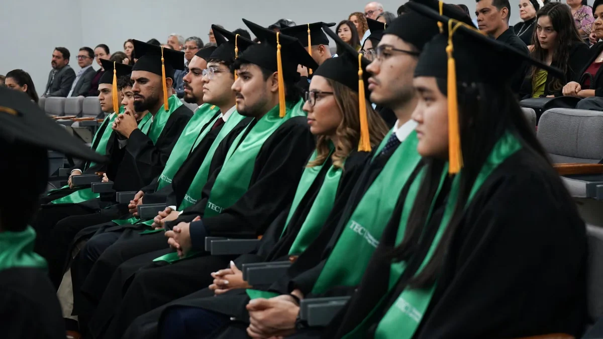 Solo 1 de cada 4 costarricenses mayores de 25 años tiene un título universitario: trabajo y falta de recursos frenan el acceso a la educación superior