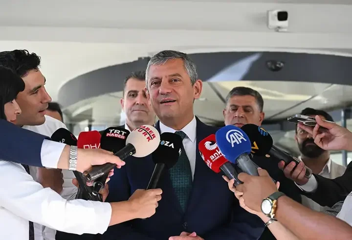Özgür Özel tarihi açıkladı! Yeni parti ne zaman kurulacak?