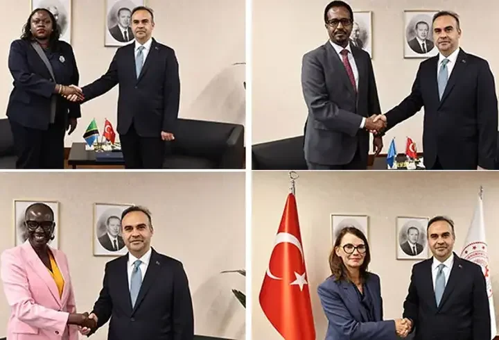 Bakan Kacır’dan Sıfır Atık Forumu’nda yoğun diplomasi trafiği
