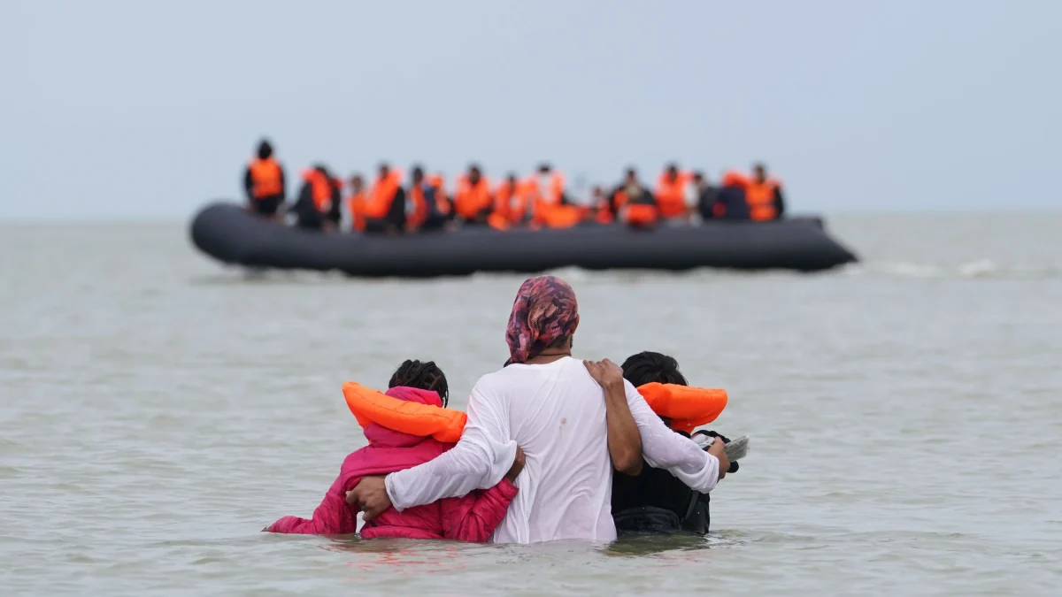 Asyl in Großbritannien: Zahl der Migranten über den Ärmelkanal sinkt