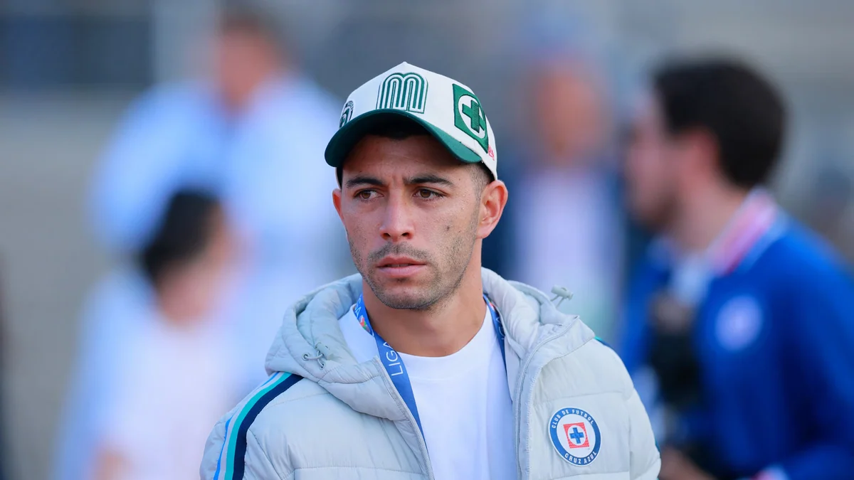 Cruz Azul espera ofertas por Erik Lira: Huiqui respalda su compromiso con el club