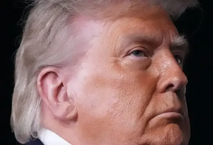 Trump: İran'ı bu gece sert vuracağız