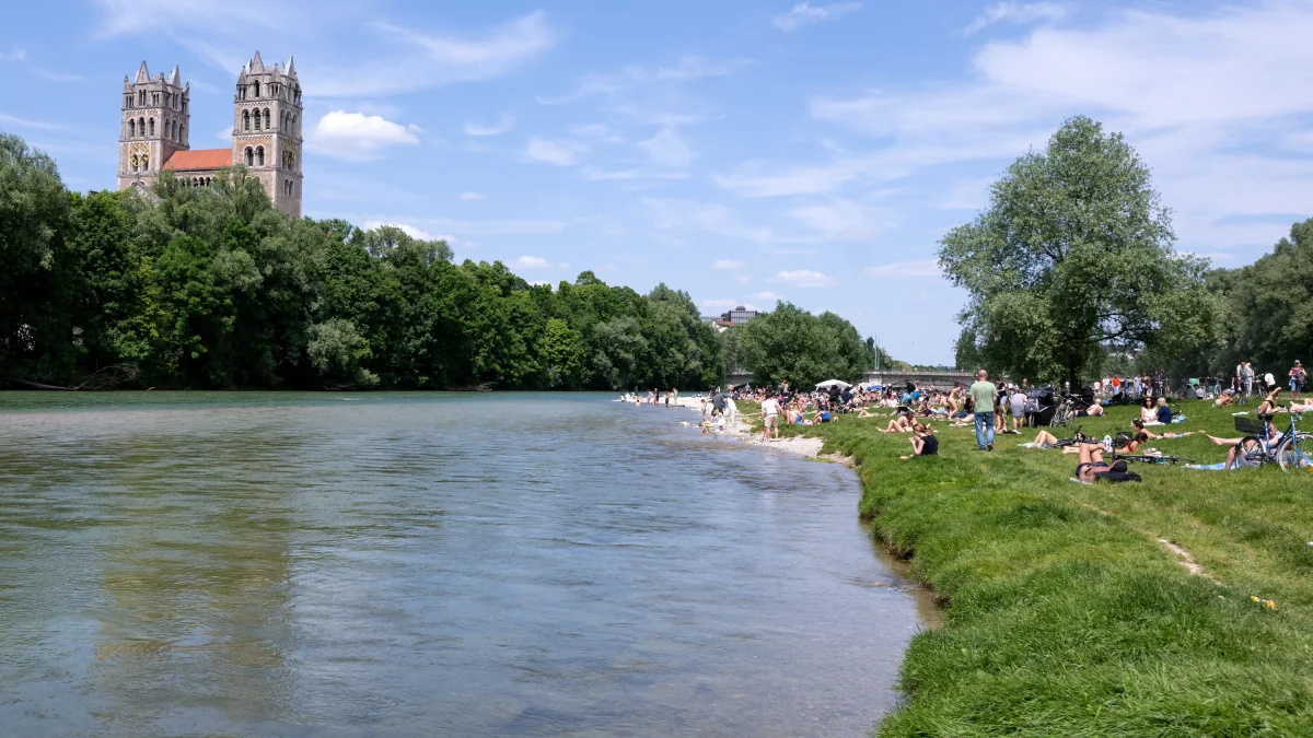 Familie äußert sich: Sohn von Lara Joy Körner tot aus Isar geborgen