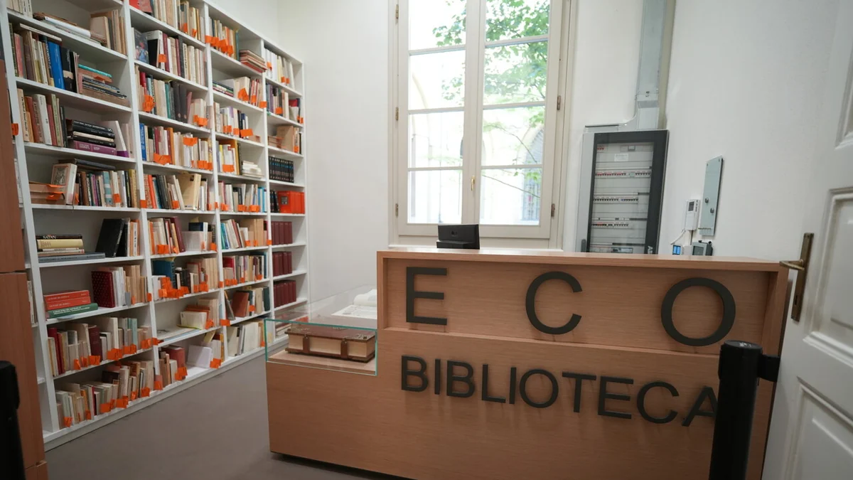 A Bologna apre la Biblioteca Umberto Eco, oltre 30mila volumi del semiologo