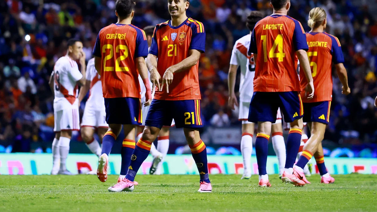 España vence cómodamente a Perú por 1-3 en el último ensayo antes del debut en el Mundial