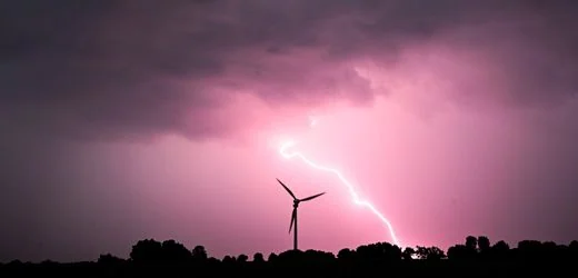 Unwetter und Hitzerekorde: Wo es am Sonntag heftig wird