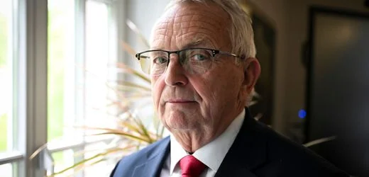 Till Backhaus - Buckelwal: Minister lädt zur Dankesparty für Helfer auf Poel ein