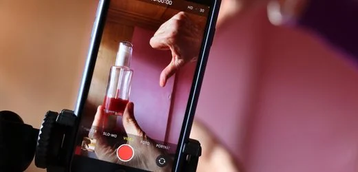 Influencer – die großen Verführer jugendlicher Online-Käufer