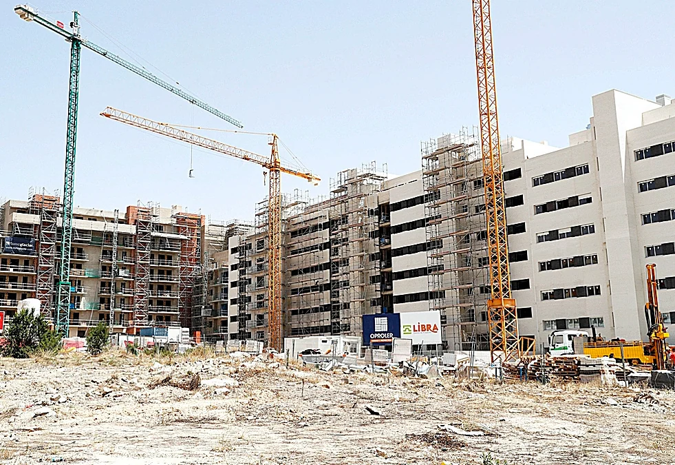 Los expertos prevén una caída de la demanda de vivienda por la subida precios y de tipos