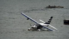 Eight rescued from seaplane that made 'hard landing' in New York's East River