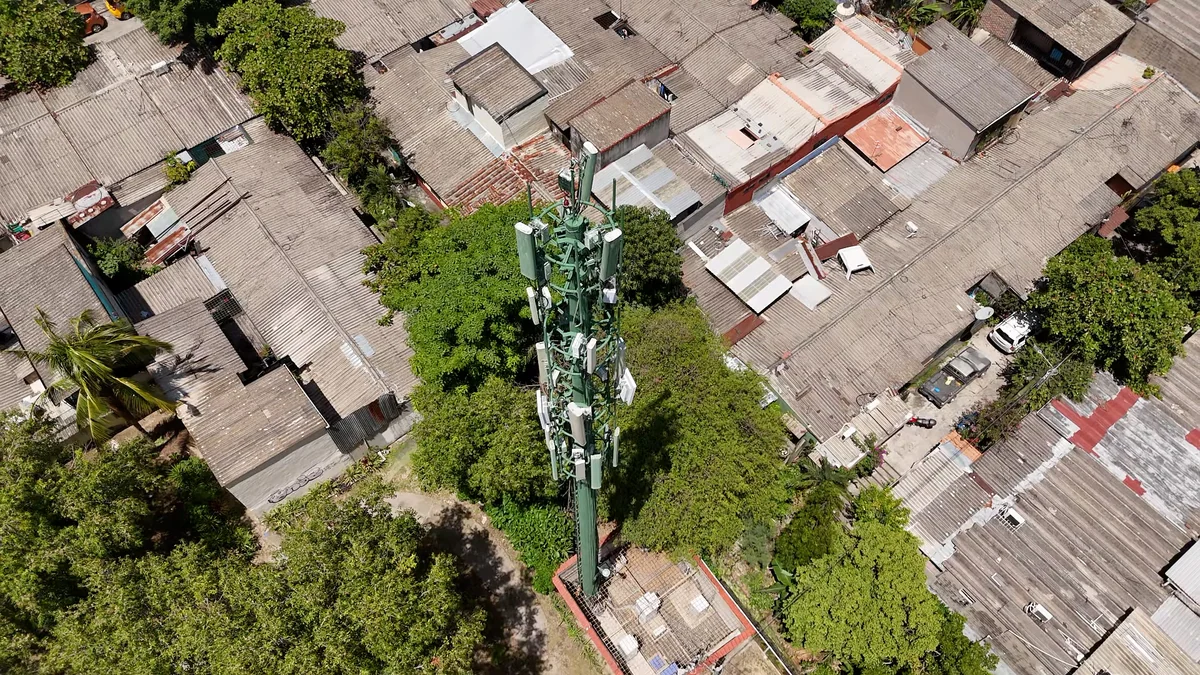 Cuatro fiscalías investigan a dos empresas de EEUU por extorsionar al nieto de un embajador español e intentar quedarse con su empresa de 12.000 antenas de telefonía