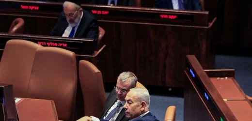 Israels Parlament schwächt Kontrolle der Regierung und beschließt umstrittenes Mediengesetz