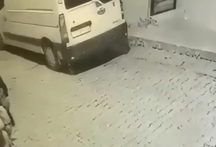 Kağıthane’de 8 yaşındaki çocuk sokakta elektrik akımına kapıldı: Ömrümüzden ömür gitti