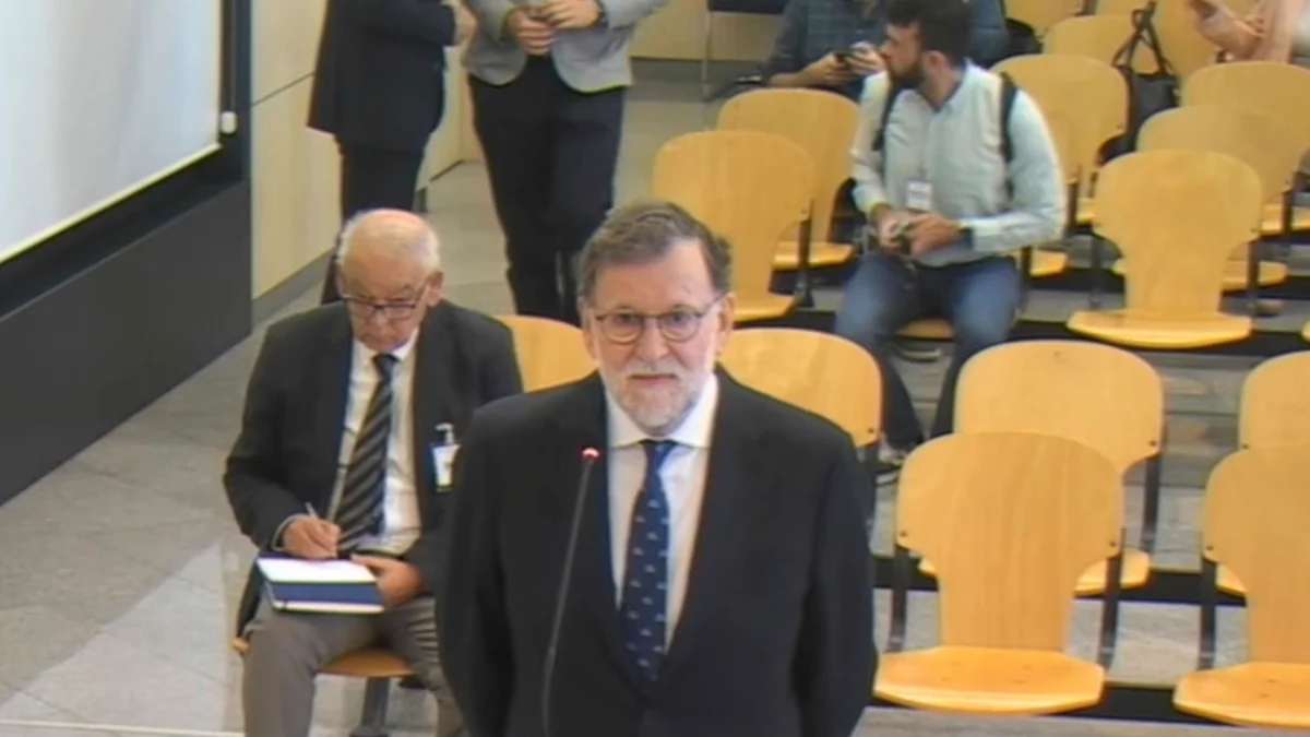 Villarejo exculpa el banquillo de 'Kitchen': "Fueron todos engañados por Rajoy, que aprovechó esta operación oficial para trincar lo que le afectaba"