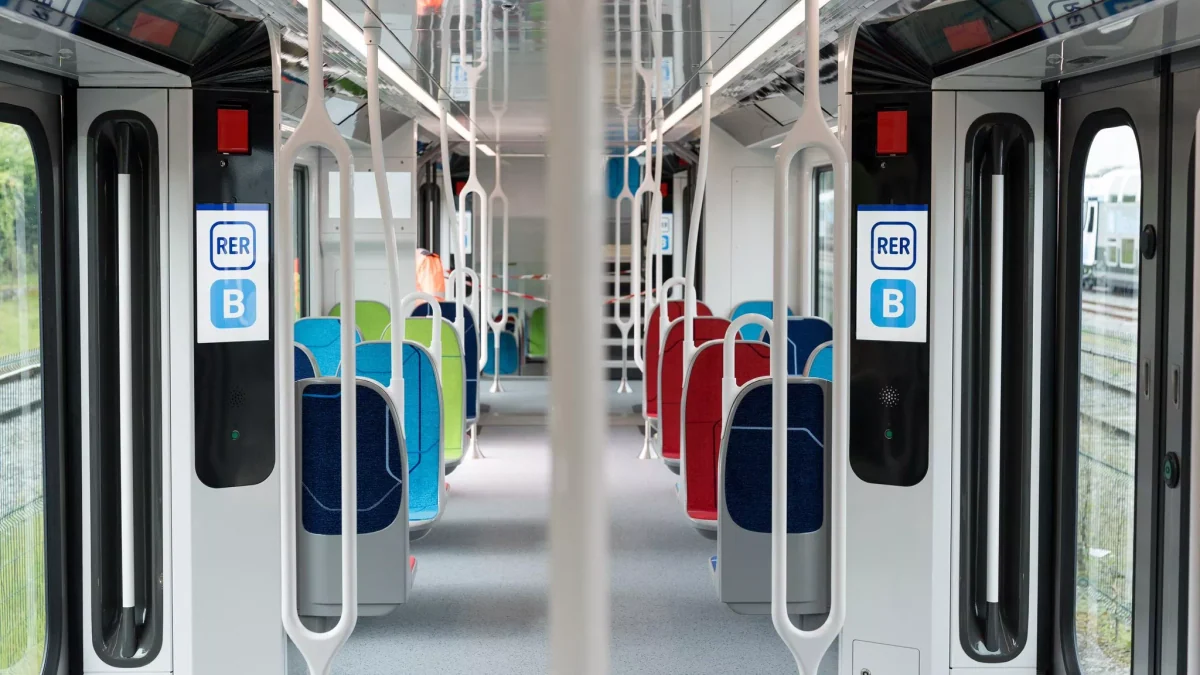 «Un train haute couture» : dévoilé ce jeudi, le MI20, futur RER B, sera mis en service «dans moins de trois ans»