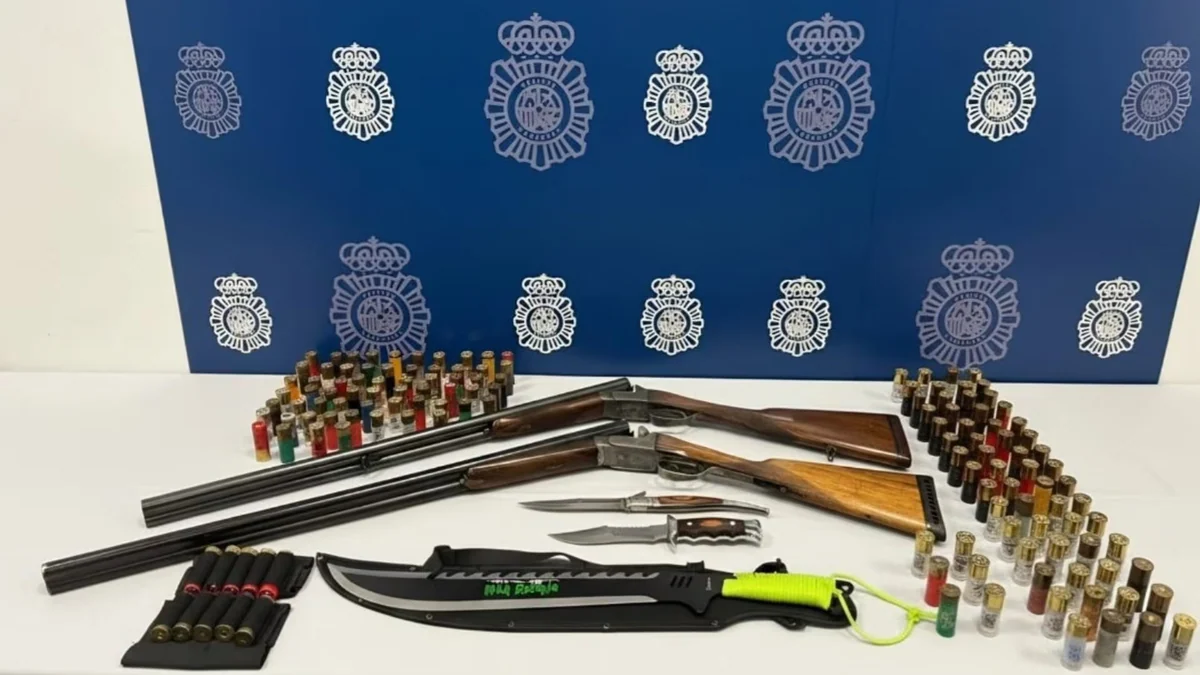 Dos detenidos en Andújar tras disparar con armas robadas contra la fachada de una vivienda en la capital