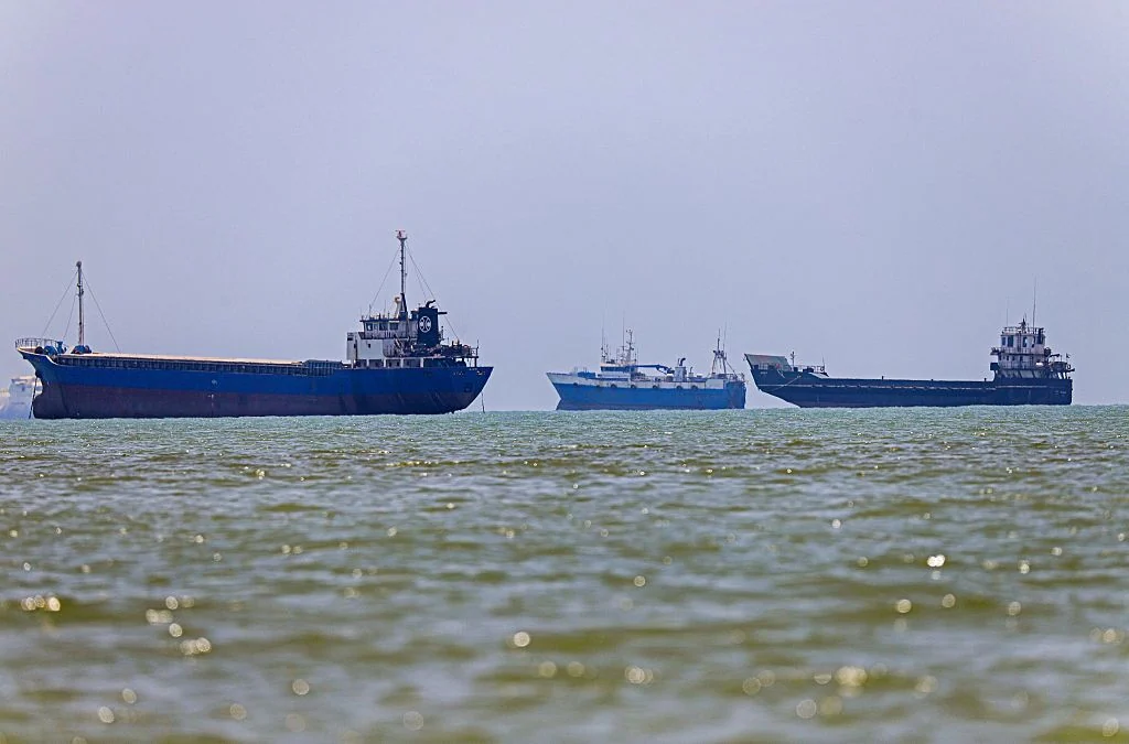 U.S. lifts blockade on Iranian ports as 60-day clock for a final deal starts ticking