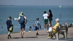 More heatwaves likely as warmer-than-normal summer forecast