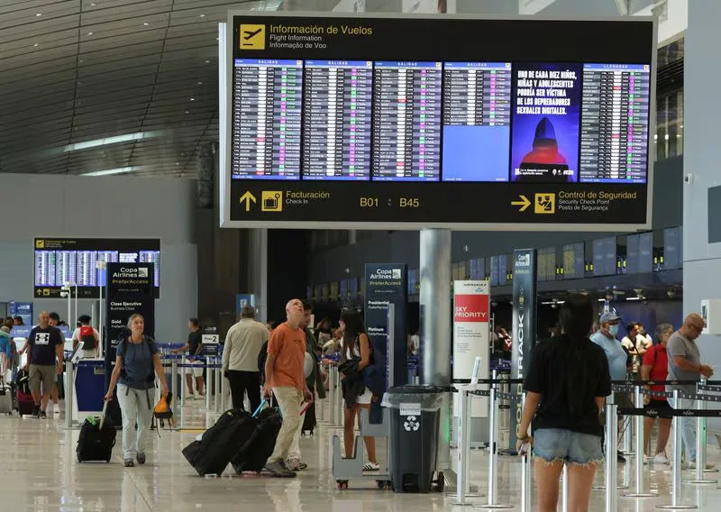 Panamá refuerza la seguridad aeroportuaria al establecer una academia de formación profesional