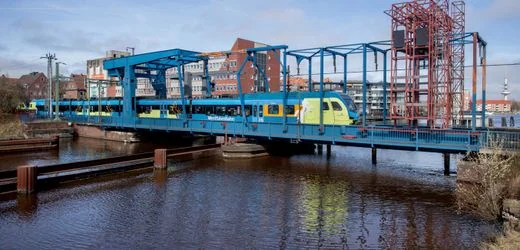 Ostfriesland: Bahn sperrt wichtige Küstenstrecke in der Hochsaison