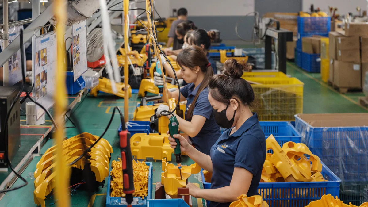 Para las empresas, la guerra en Irán implicará precios más altos, pase lo que pase