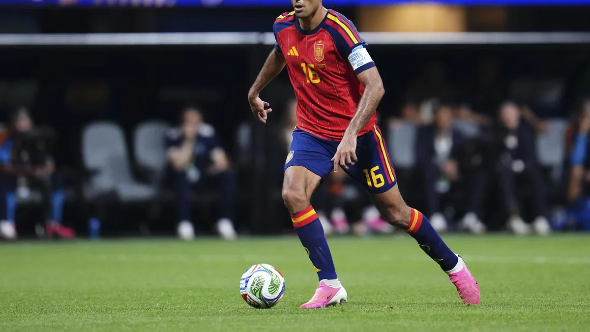Rodri Hernández: "Contra Portugal va a ser clave la agresividad sin balón"