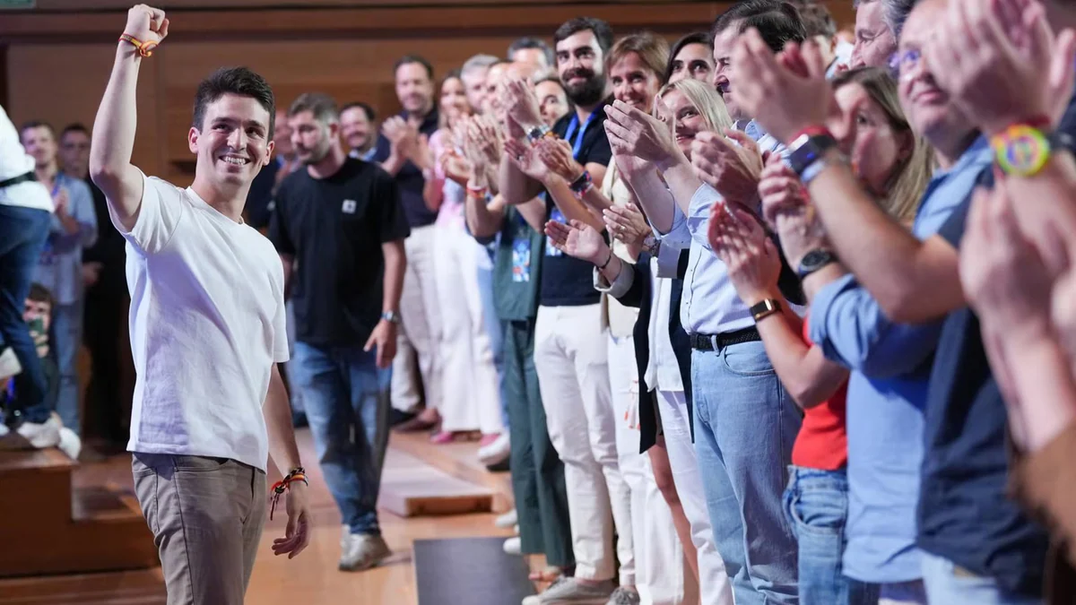 Ignacio Dancausa, el nuevo presidente "ayuser" de NNGG: "Comienza una edad dorada. El wokismo está oficialmente muerto"