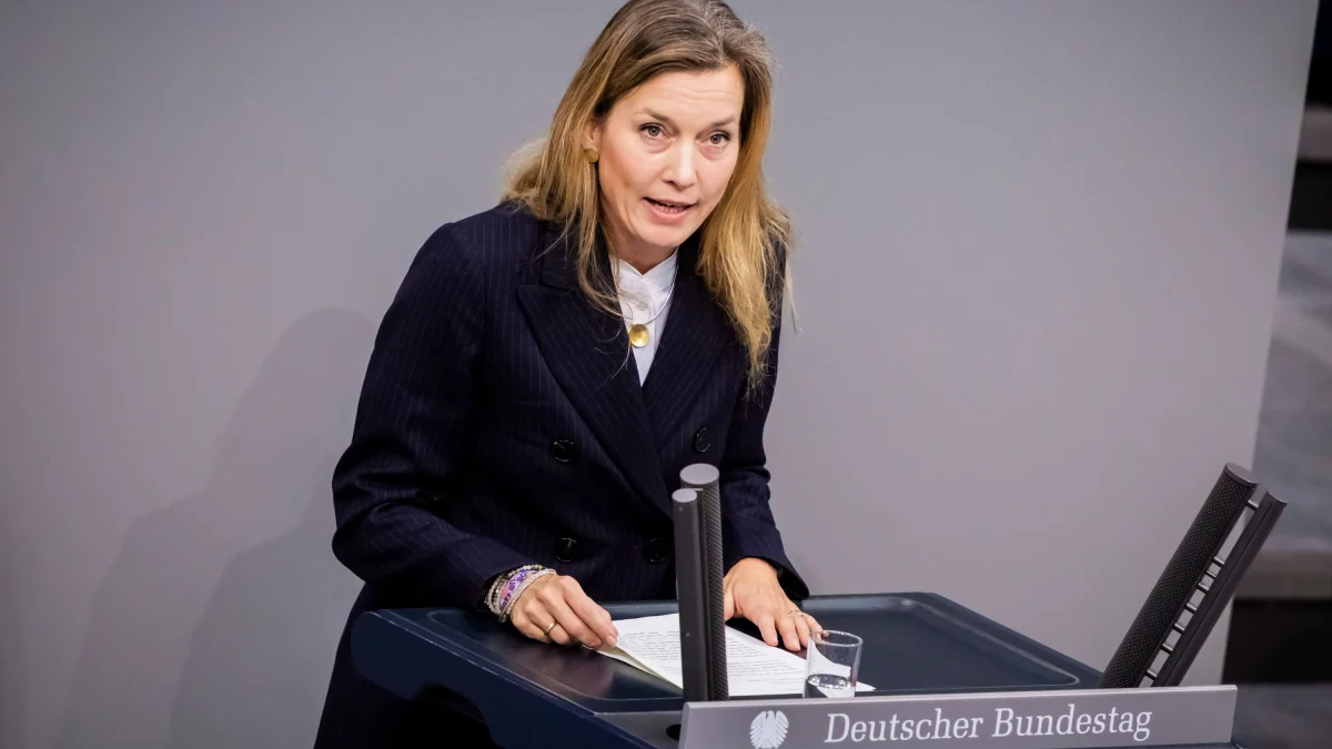 Liveblog Irankrieg: SPD: Deutsche Soldaten für Hormus-Mission abziehen