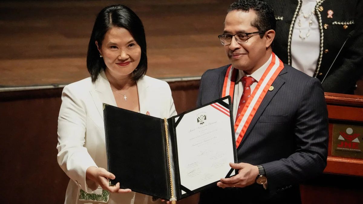 Keiko Fujimori: JNE califica de “hecho histórico” la entrega de credenciales a la hija de Alberto Fujimori